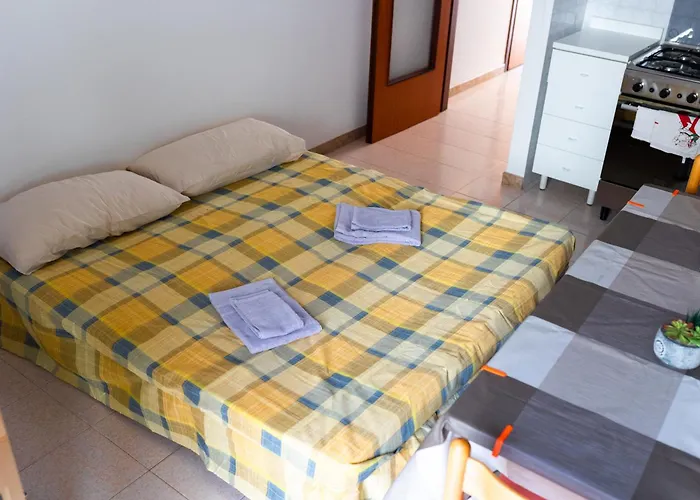 Alle's House アパート
